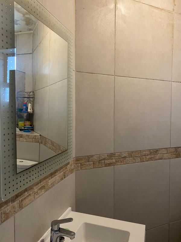 2 Bedroom Property for Sale in Zonnebloem Western Cape